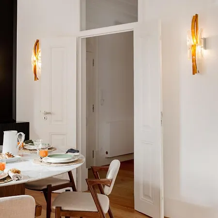 Elegant 3br Lapa Daire Lisboa