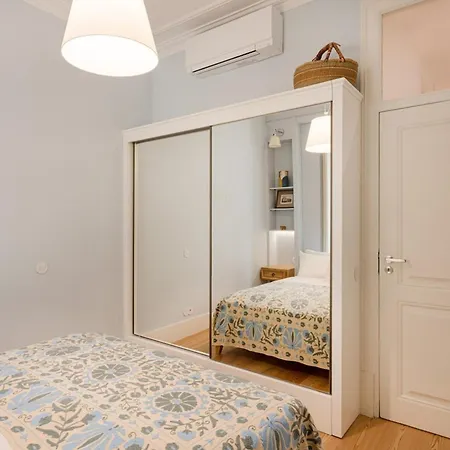 Elegant 3br Lapa Lisboa